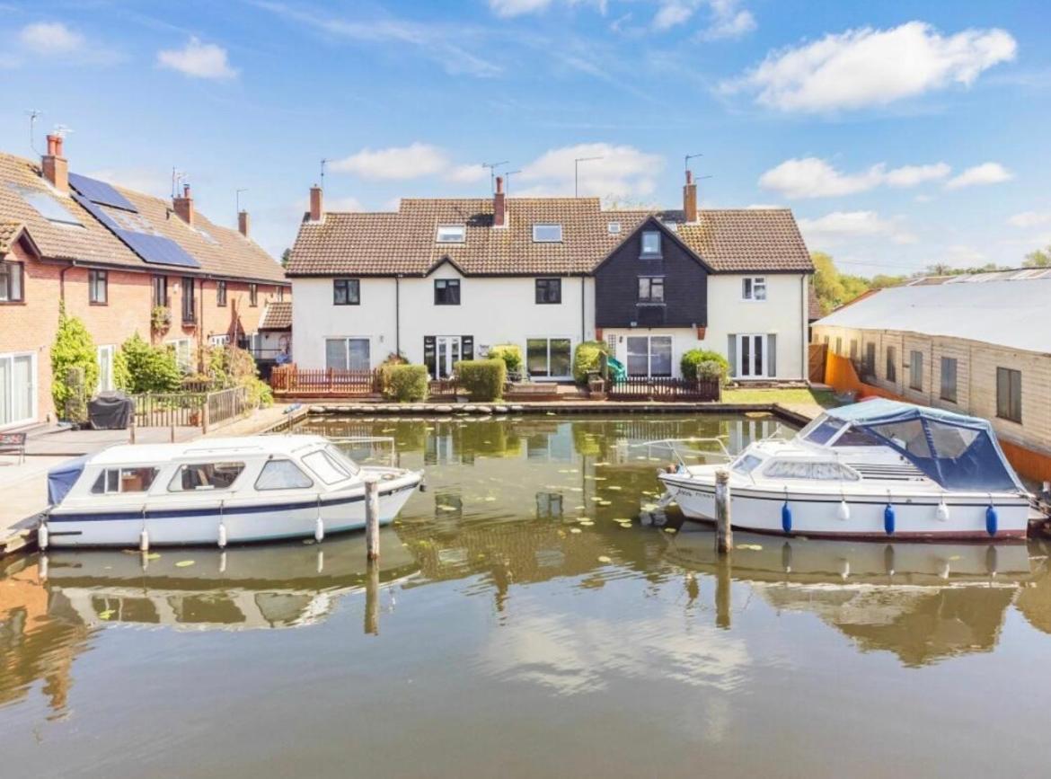 Cottage On The Quay Wroxham Buitenkant foto
